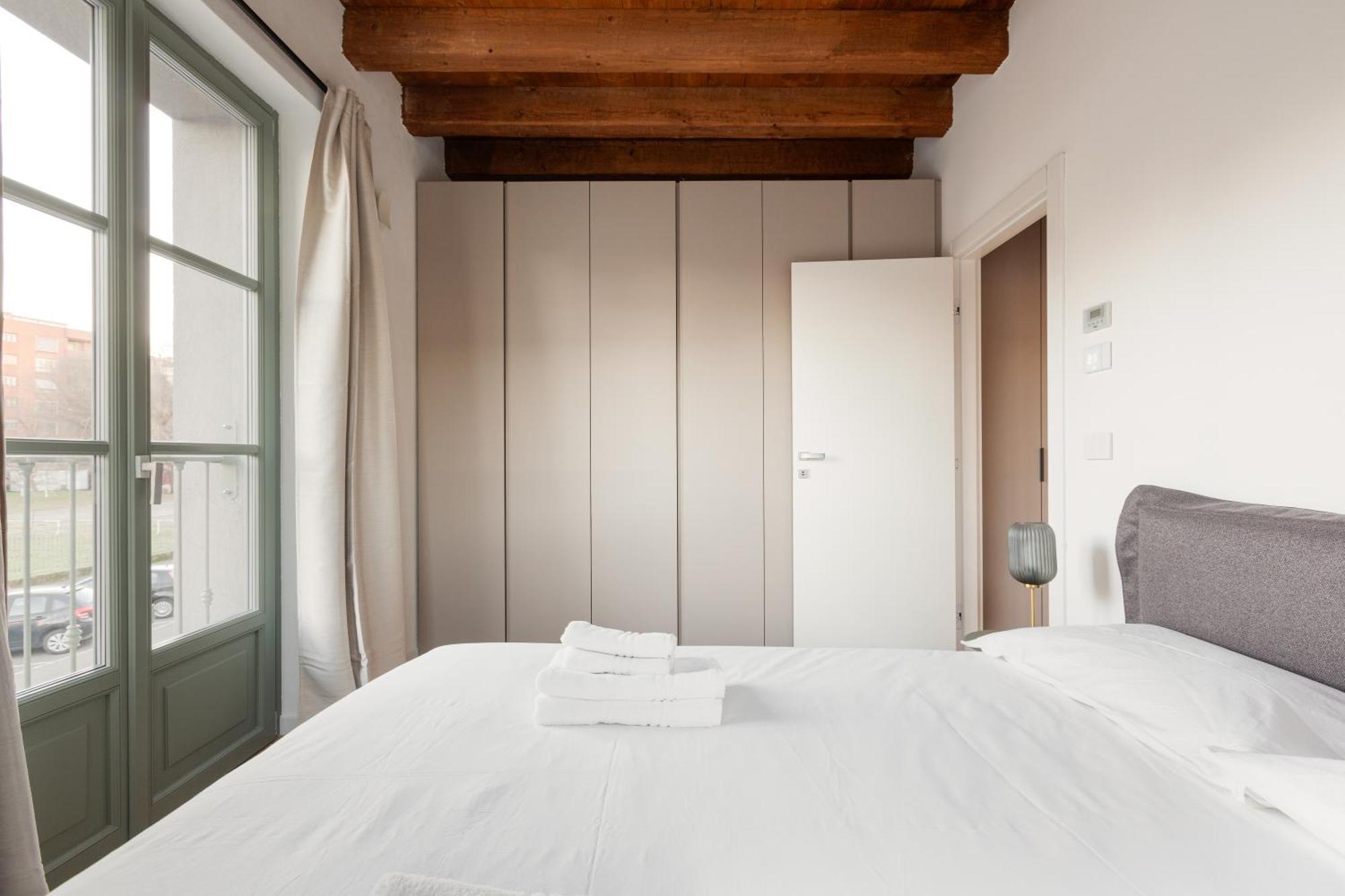 Modern Apartment In Milan With Balcony Eksteriør billede